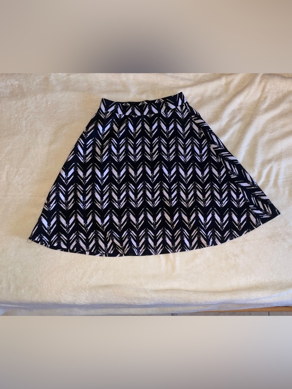 Joe B Black and White Chevron Circle Skirt